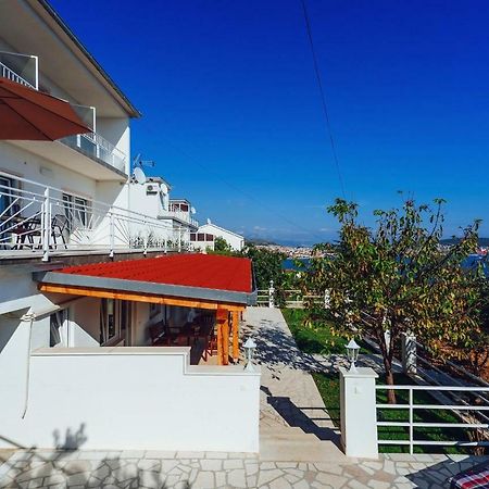Apartmani Simundic Trogir Zewnętrze zdjęcie